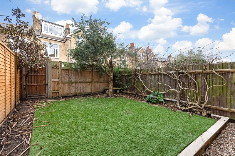 Tarbert Road, East Dulwich, London, SE22