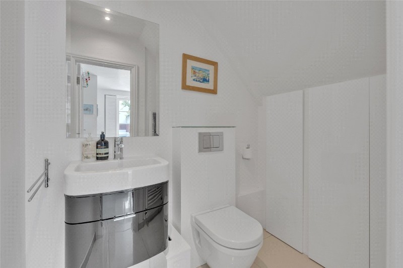 Elgin Avenue, London, W9
