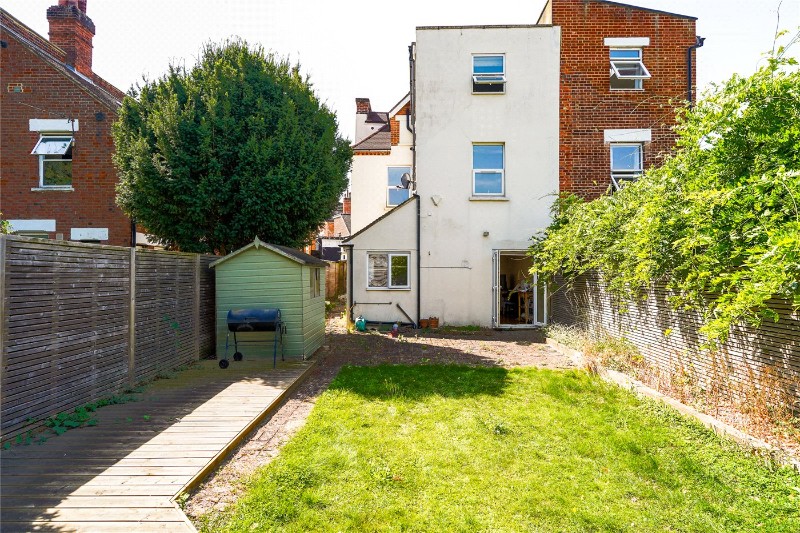 Hopton Road, London, SW16