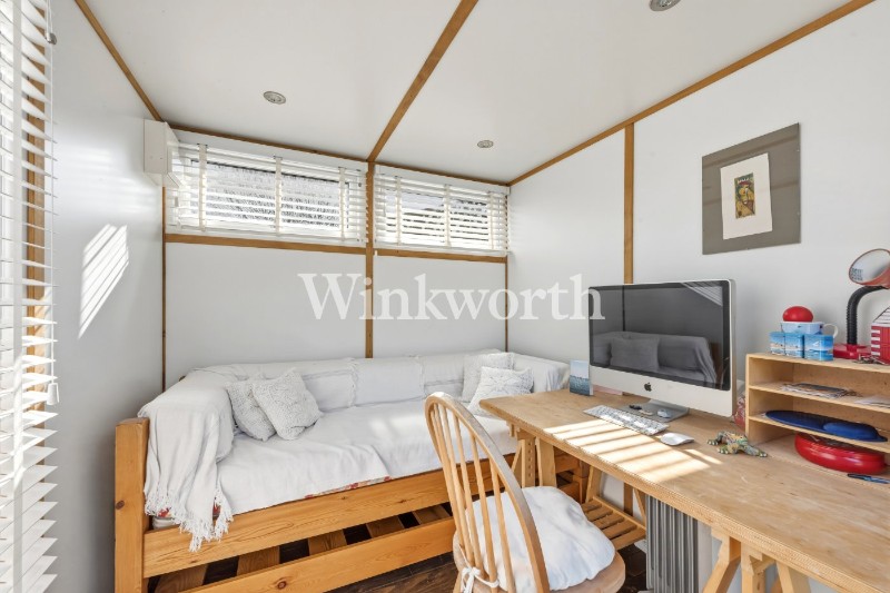 Woodside Gardens, London, N17