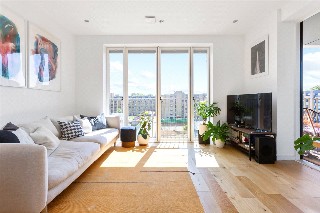 Murrain Road, London, N4