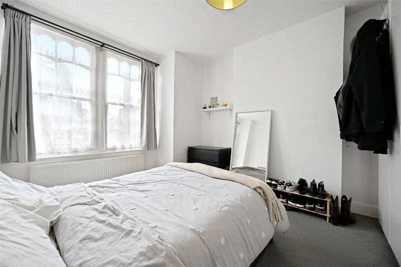 Collingbourne Road, London, W12