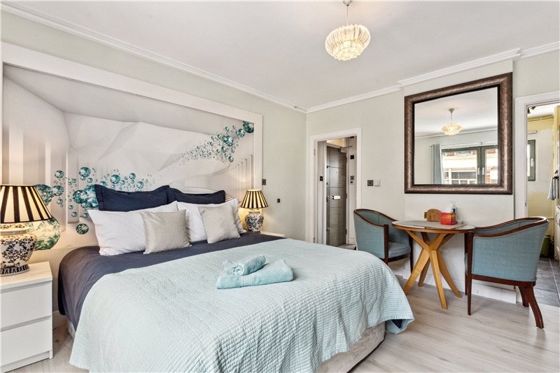 Fulham Road, London, SW10