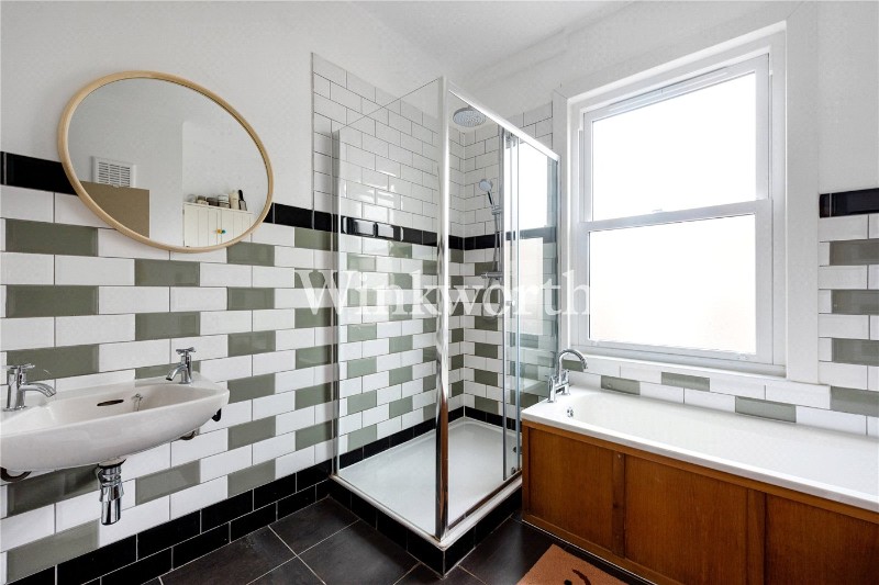 Lymington Avenue, London, N22