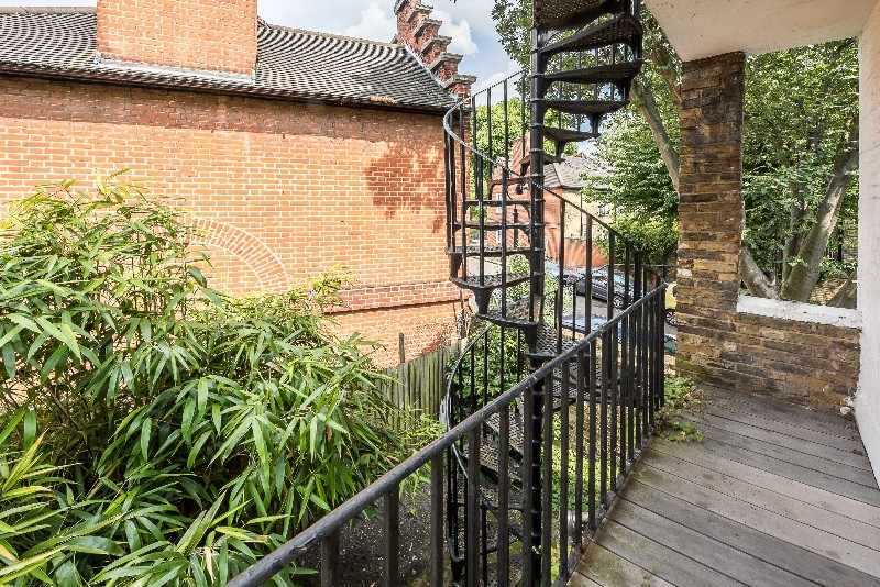 Kennington Lane, London, UK, SE11