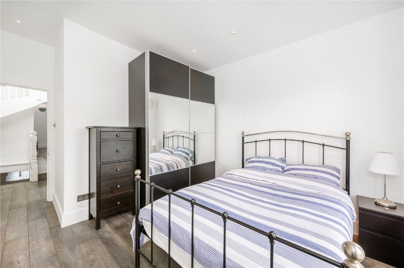 Weston Road, Chiswick, London, W4
