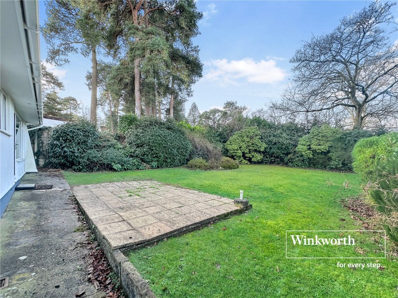 Robins Wood Drive, Ferndown, Dorset, BH22