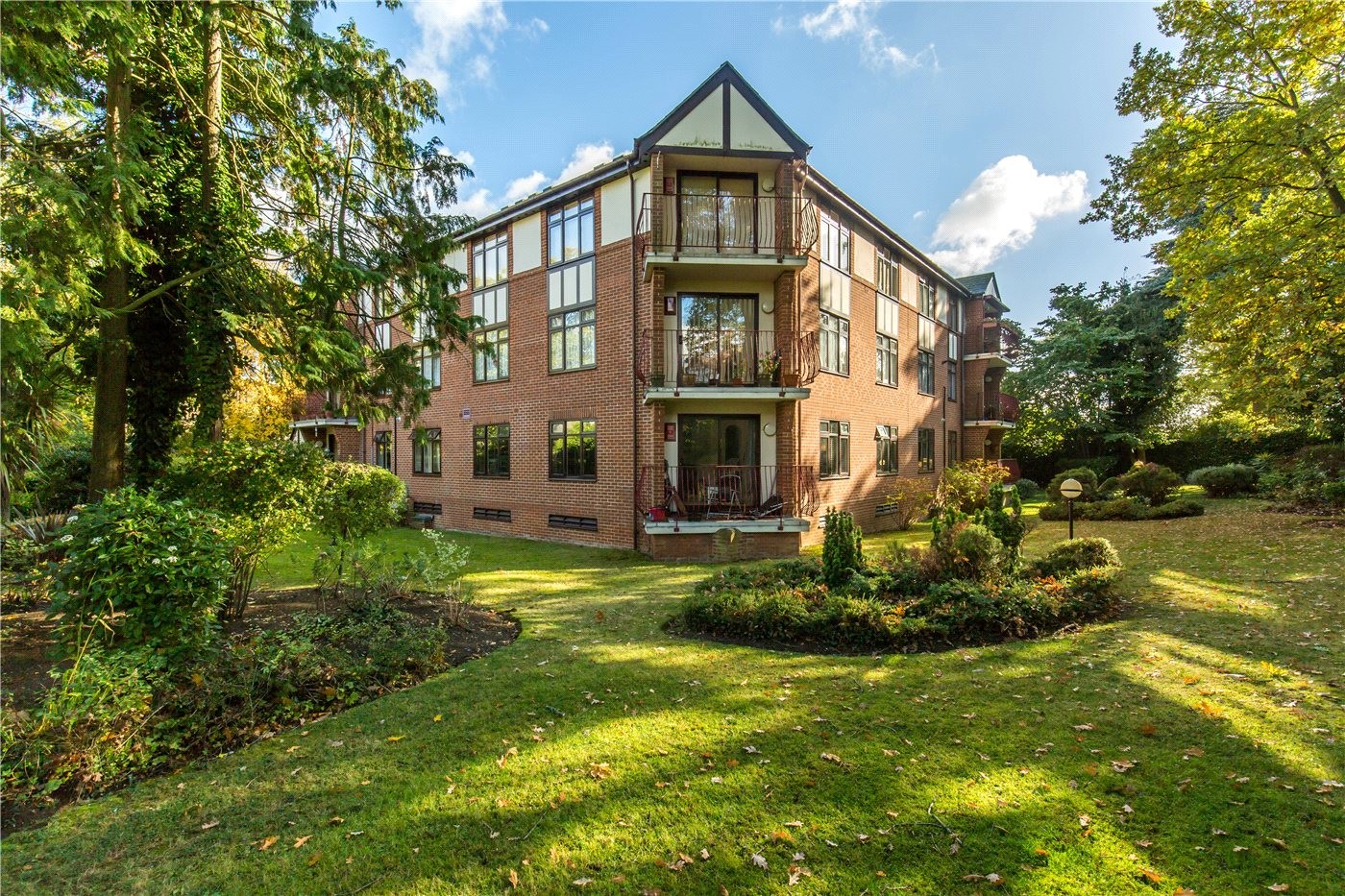 3 bedroom property for sale in Woodlands, 29 Durham Avenue, Bromley