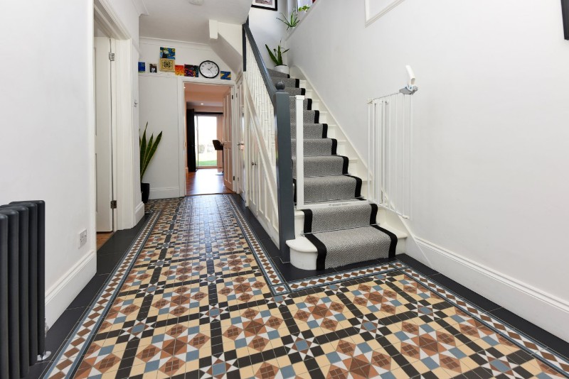 Colborne Way, Worcester Park, KT4