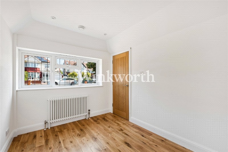 Powys Lane, London, N13
