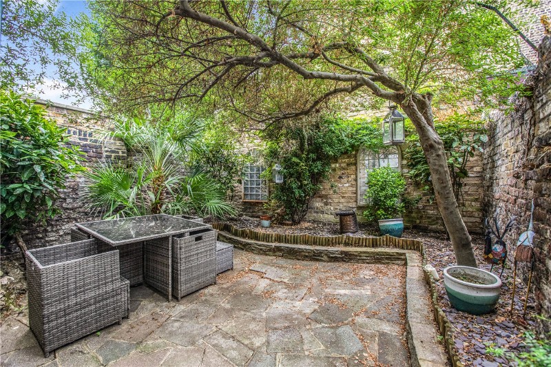Amwell Street, London, EC1R