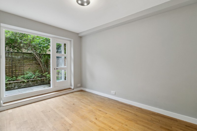 Gloucester Terrace, Bayswater, W2