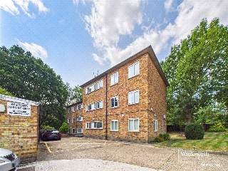 Rosewood House, 2 Manor Hall Drive, Hendon, NW4