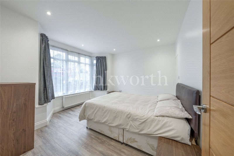 Hendon Way, London, NW2