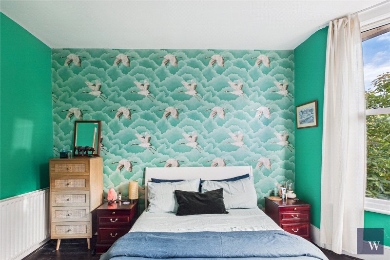 Deronda Road, London, SE24