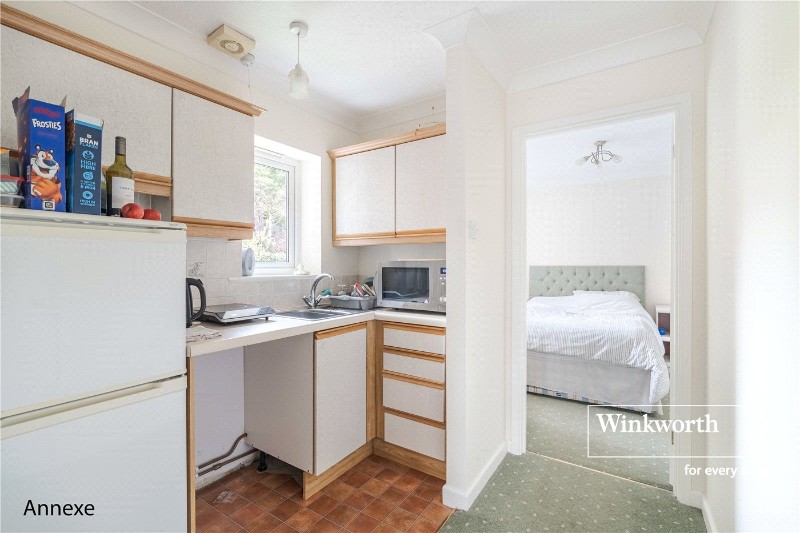 Thistlebarrow Road, Bournemouth, Dorset, BH7
