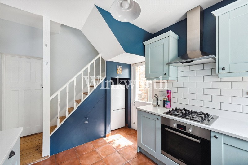 Leith Road, London, N22