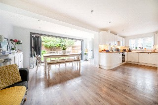 Morrish Grove, Kintbury, Hungerford, Berkshire, RG17