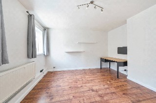 Rosebery Avenue, London, EC1R