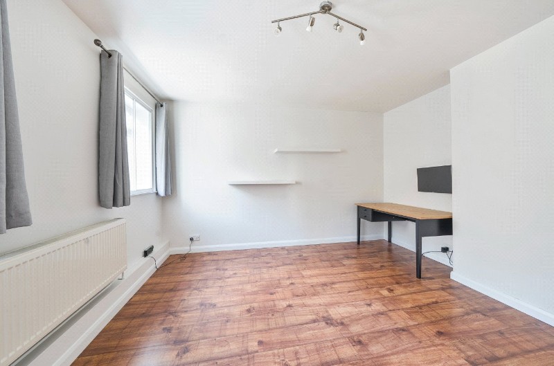 Rosebery Avenue, London, EC1R