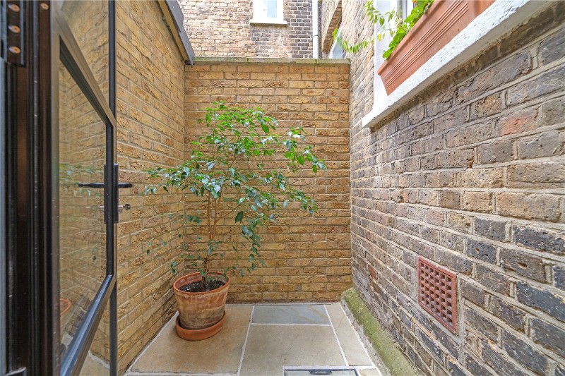 Belvoir Road, East Dulwich, London, SE22