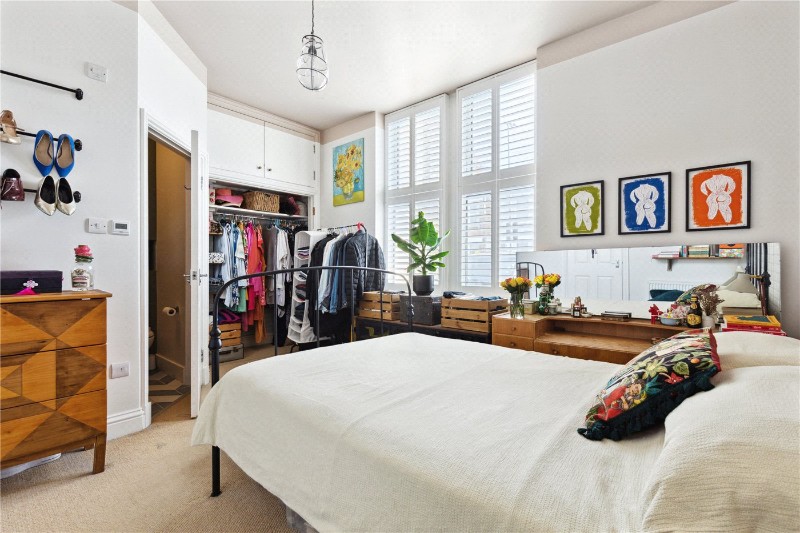Byton Road, London, SW17