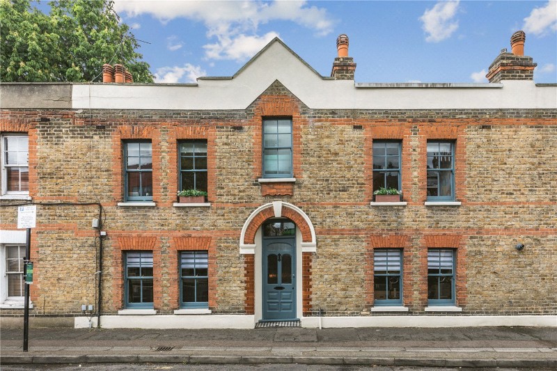 Oldhill Street, London, N16