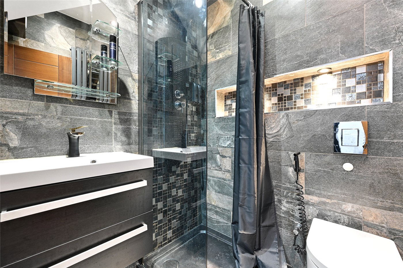 Picture No. 02