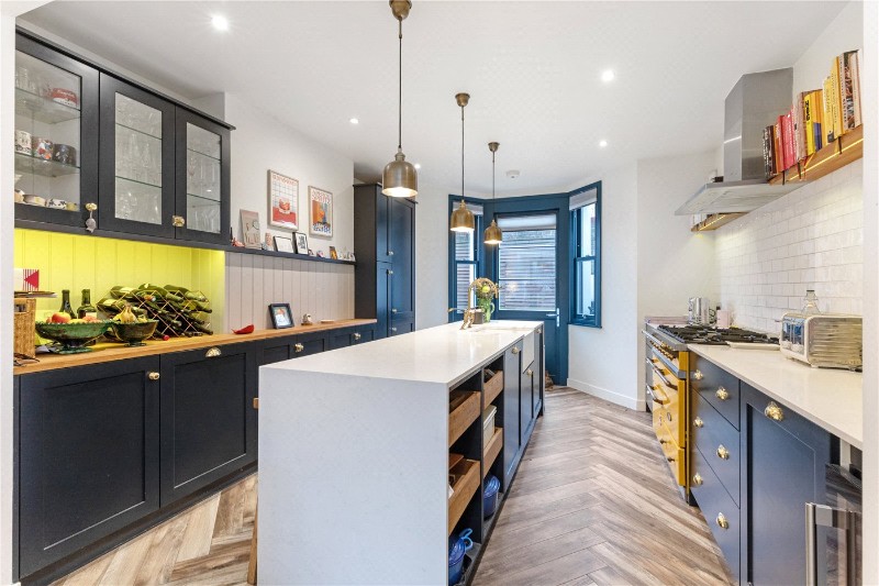 Bouverie Road, London, N16