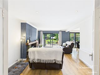 Highdown Avenue, Emmer Green, Reading, Berkshire, RG4