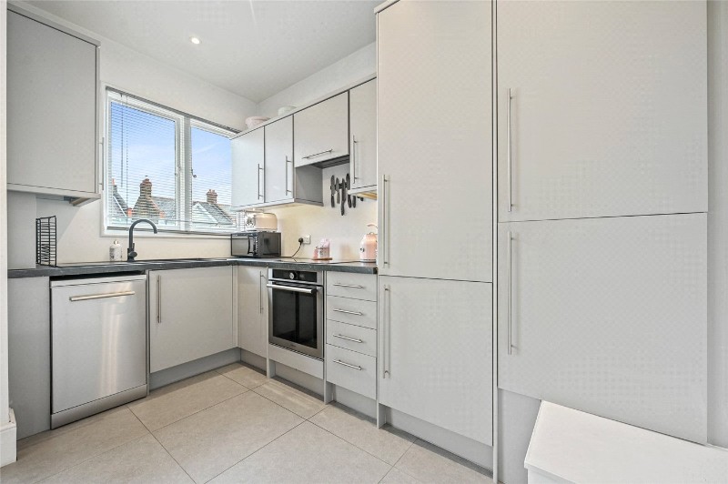 Wormholt Road, London, W12