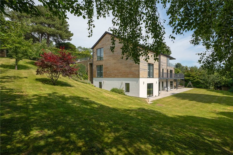 Cliff Road, Hythe, Kent, CT21
