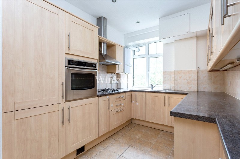 Finchley Road, London, NW2