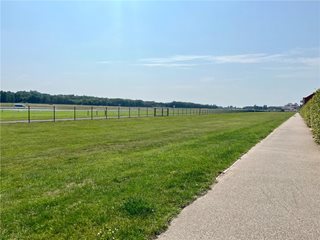 Fetlock Drive, Newbury, Berkshire, RG14