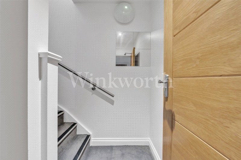 Hendon Way, London, NW2