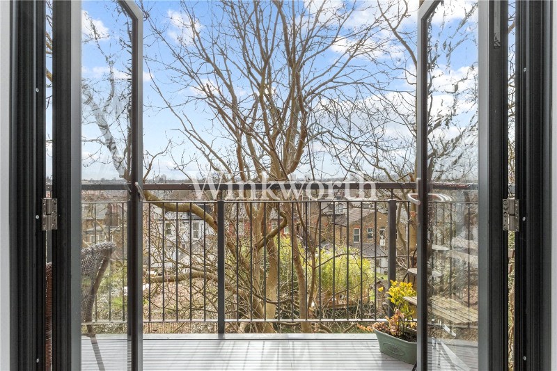 Shapland Way, London, N13