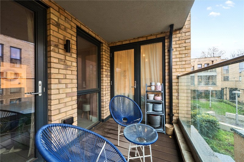 Kempton Mews, London, E6