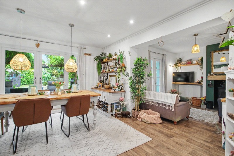 Walnut Hill, Surlingham, Norwich, Norfolk, NR14