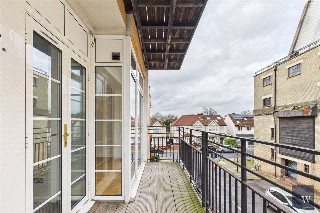 Barrhill Road, London, SW2