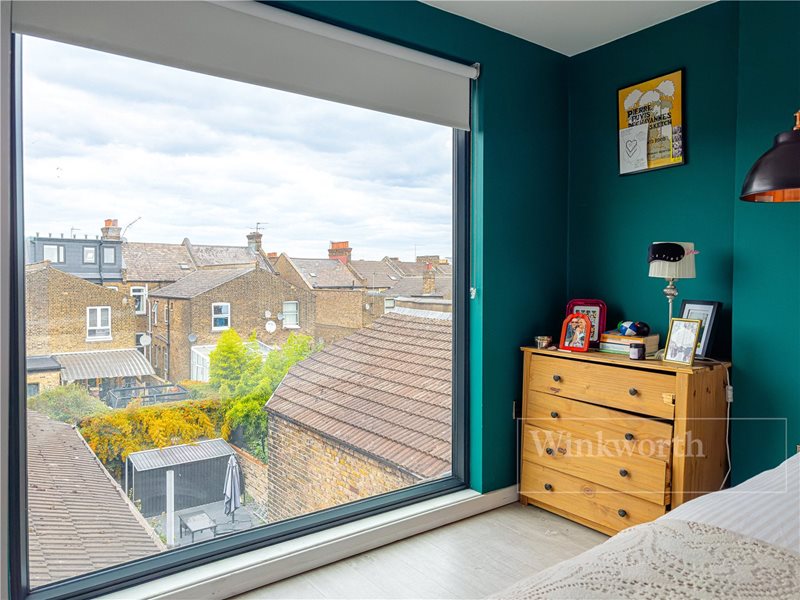 Bathurst Gardens, London, NW10