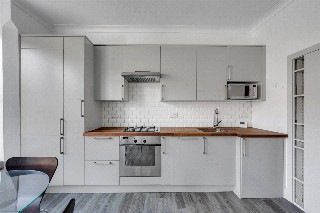 Agincourt Road, London, NW3