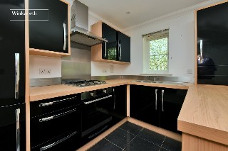 Tegan Close, Sutton, SM2