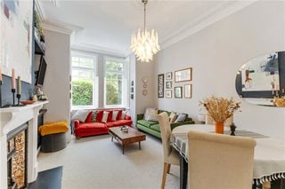 Sisters Avenue, London, SW11