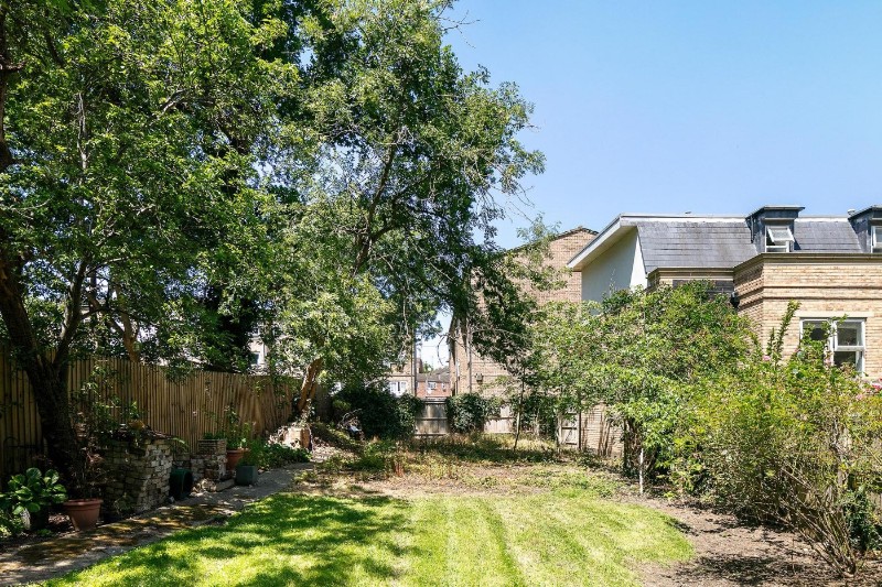 Thicket Road, London, SE20
