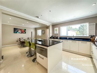 Lone Pine Drive, West Parley, Ferndown, Dorset, BH22