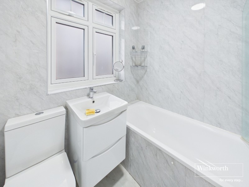 Reynolds Drive, Edgware, Middelsex, HA8
