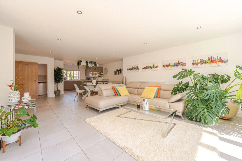 Victor Close, Gaydon, Warwick, Warwickshire, CV35