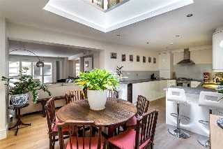 Bromells Road, London, SW4