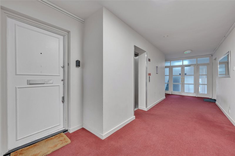 Melbourne Court, Randolph Avenue, Maida Vale, London, W9