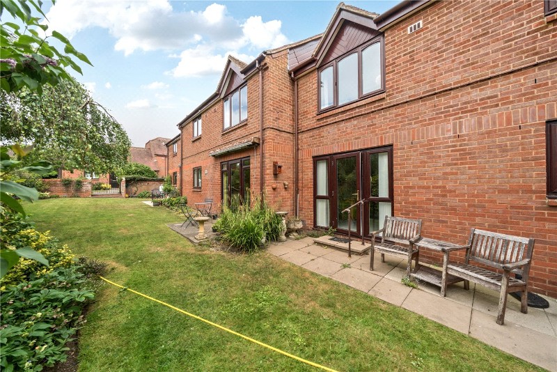 Marshalls Court, Speen, Newbury, Berkshire, RG14